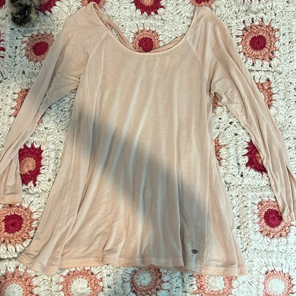 American Eagle shirt
